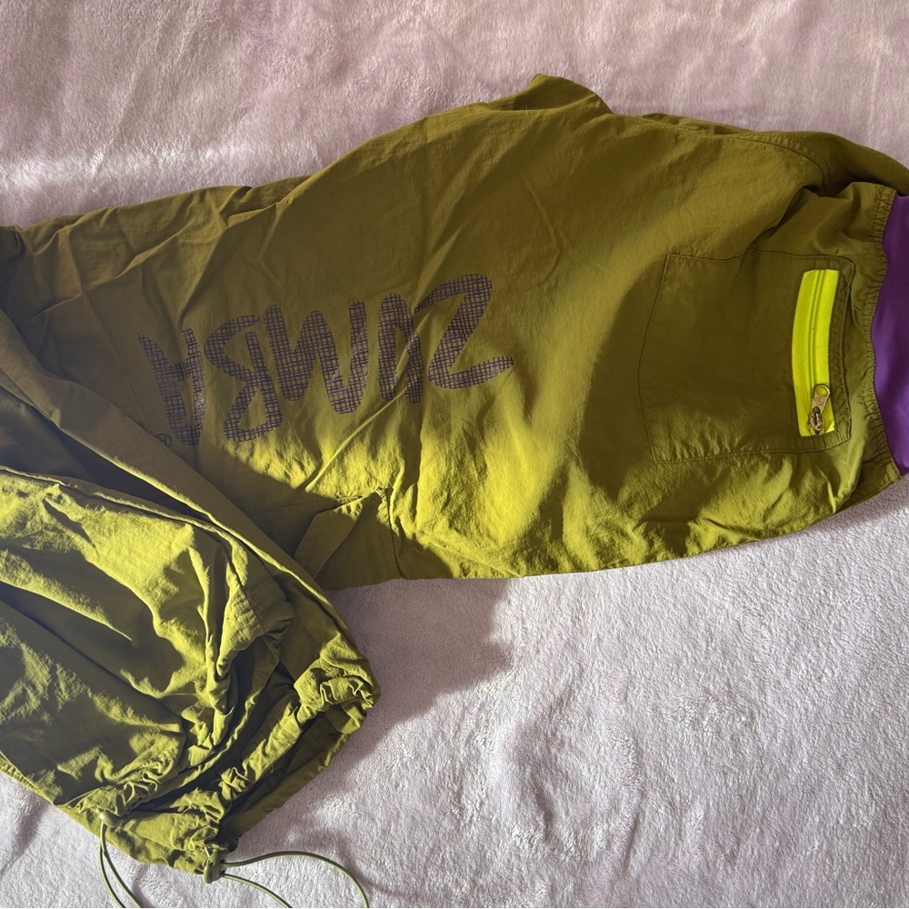 Zumba Olive Joggers with Purple Details